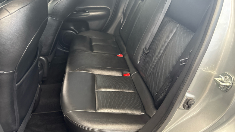 Nissan Juke 1.2 DiG-T Tekna 5dr Petrol Hatchback